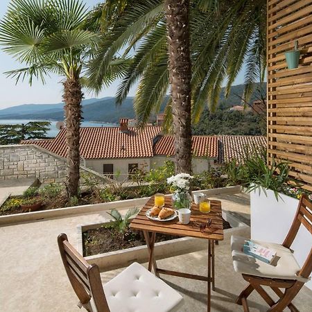 Studio Apartment Close To The Sea Rabac Eksteriør bilde